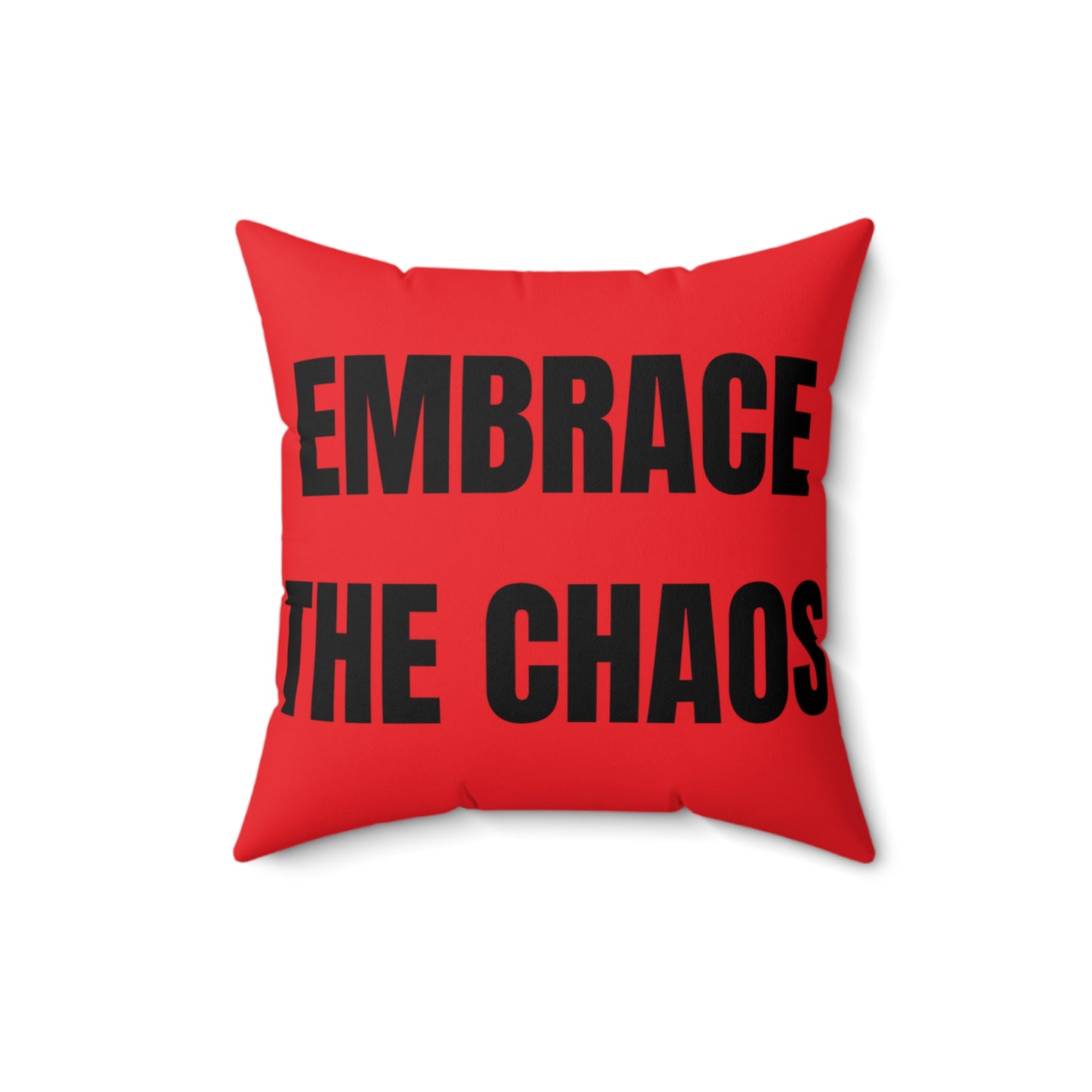 Cojín “Embrace the Chaos” – Colección Mafia & Drama