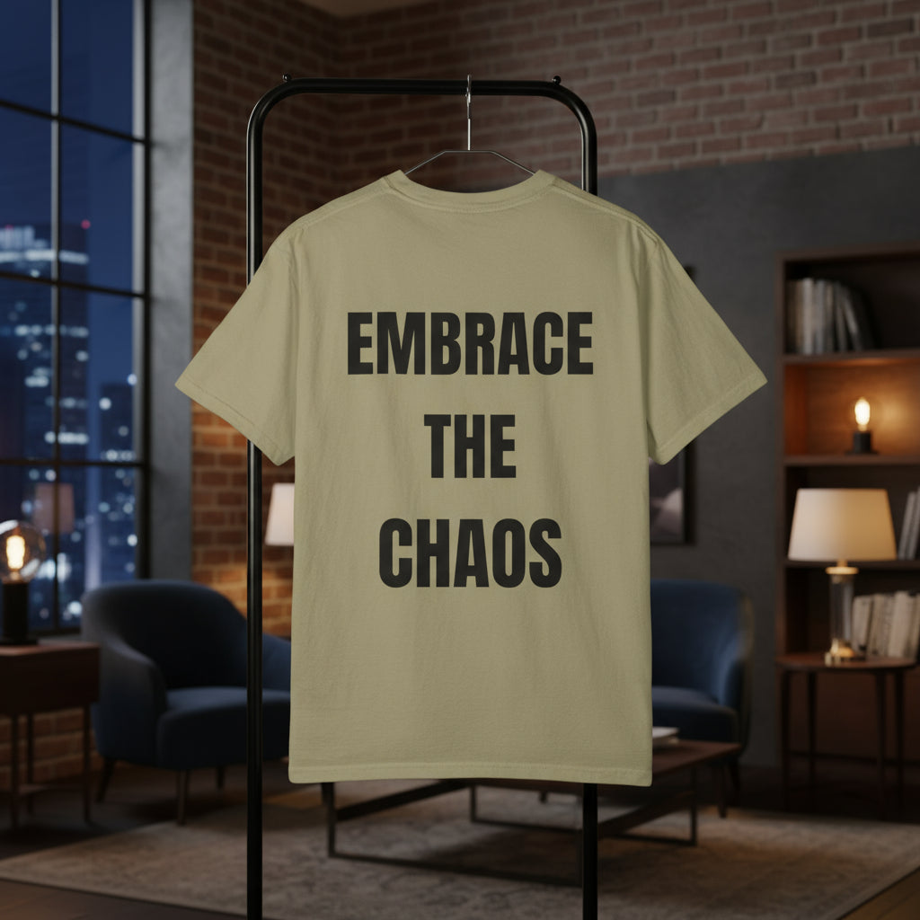 Camiseta “Embrace the Chaos” – Colección Mafia & Drama