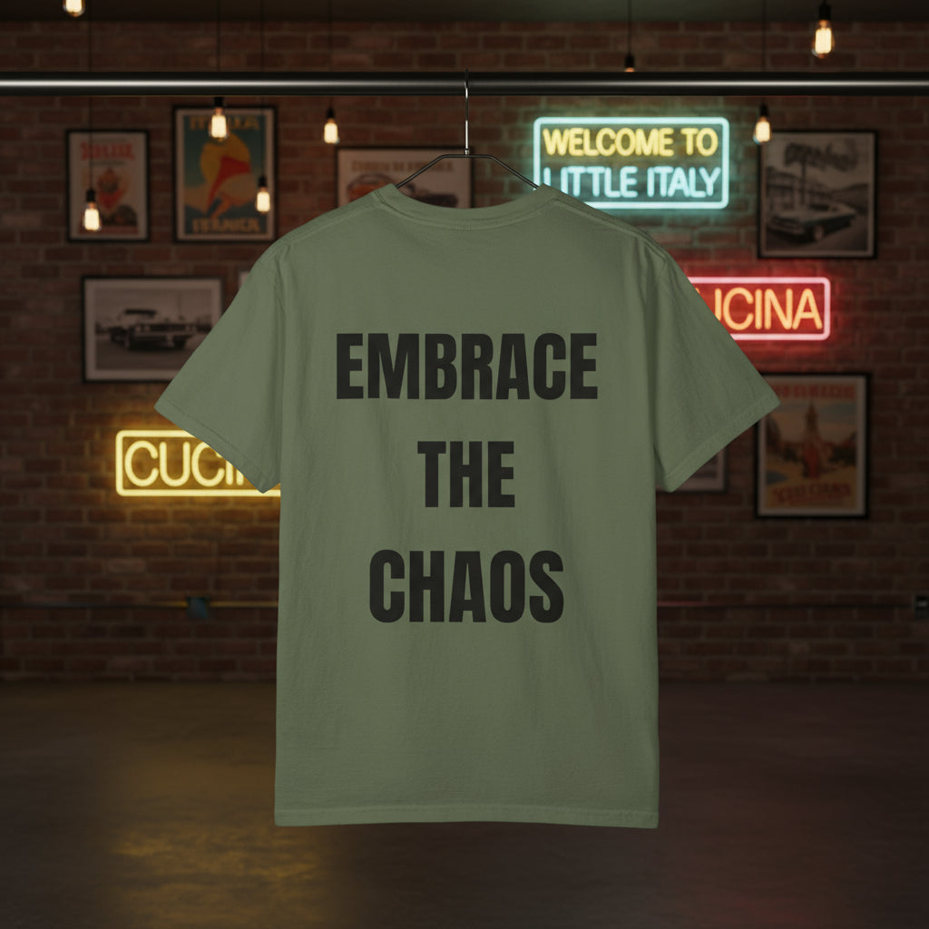 Camiseta “Embrace the Chaos” – Colección Mafia & Drama
